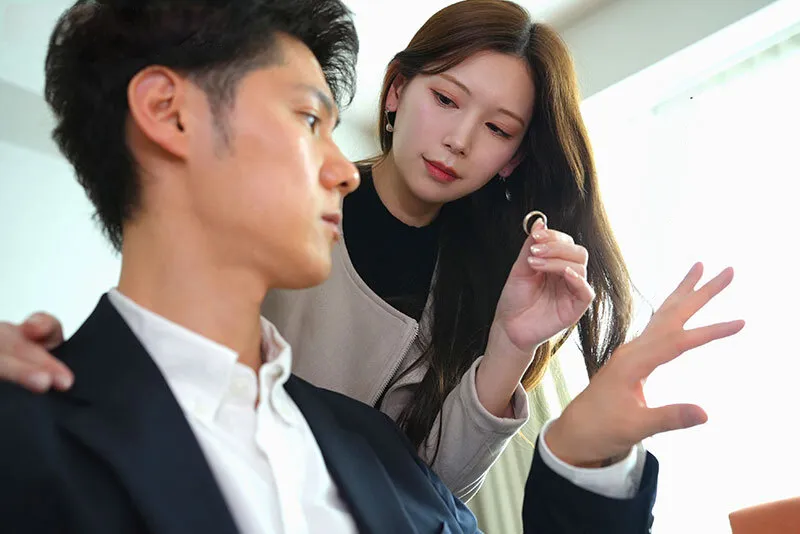 Cô vợ đi đi giã ngoại, anh xã ở nhà bị nhỏ em vợ yêu gạ làm tình không trượt phát nào